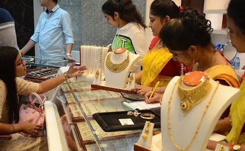 സ്വർണവില കുത്തനെ ഇടിഞ്ഞു 