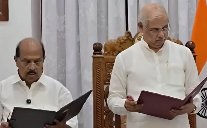 പതിനാറാം കേരള നിയമസഭയുടെ പ്രോട്ടേം സ്പീക്കറായി ജി സുധാകരൻ സത്യപ്രതിജ്ഞ ചെയ്തു
