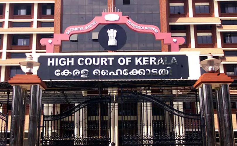 വിസിയുടെ അടിയന്തര അധികാരം ചോദ്യം ചെയ്തുള്ള ഹർജി; തോമസ് എബ്രഹാമിന്റെ രാജിയിൽ പുതിയ തിരിവ്, നിലപാട് കടുപ്പിച്ച് ഹൈക്കോടതി