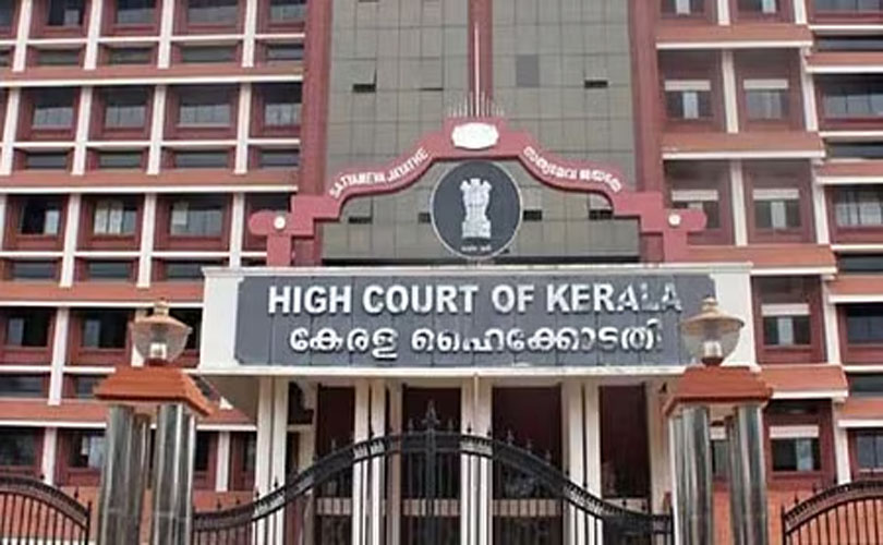 കേരള ഹൈക്കോടതിയിൽ പൊതു താൽപര്യ ഹർജി: പോലീസ് പരാതി അതോറിറ്റിക്ക് സ്വതന്ത്ര അന്വേഷണ ഉദ്യോഗസ്ഥനെ നിയമിക്കണമെന്ന് ആവശ്യം