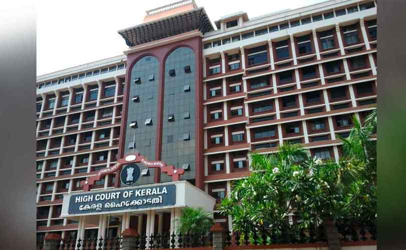 പ്രണയത്തിലും തൊഴിൽസാധ്യതകളിലും മാതാപിതാക്കൾ ഇടപെടരുത്; മതാന്തര പ്രണയജോഡിക്ക് പൊലീസ് സംരക്ഷണം