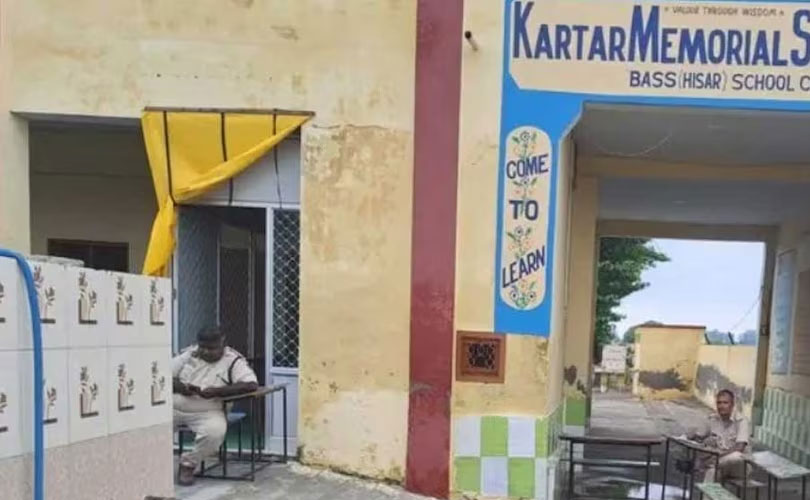 അച്ചടക്കലംഘനത്തിന് നോട്ടീസ് നൽകിയതിന്റെ പേരിൽ സ്കൂൾ വിദ്യാർത്ഥികൾ പ്രിൻസിപ്പലിനെ കുത്തിക്കൊന്നു