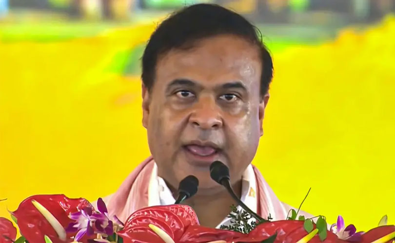 അസമിൽ ഹിമന്ത ബിശ്വ ശർമ്മ സത്യപ്രതിജ്ഞ ചെയ്ത് അധികാരമേറ്റു