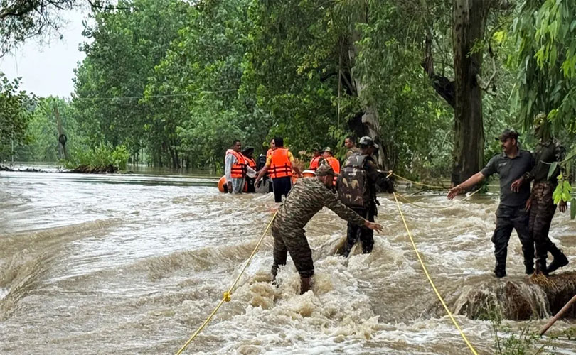 ജമ്മുവിൽ മഴക്കെടുതി രൂക്ഷം; മരണം 11 ആയി, നിരവധി പേരെ കാണാതായി, രക്ഷാപ്രവർത്തനം തുടരുന്നു