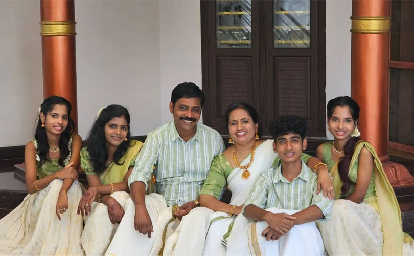പത്താംക്ലാസുകാരന്റെ വിറ്റുവരവ് 50 കോടി; ഉദ്യോഗസ്ഥക്കുടുക്കിൽ വീണ ജോഷി തോമസിന് വഴിതുറന്ന് മുഖ്യമന്ത്രിയുടെ ഇടപെടൽ