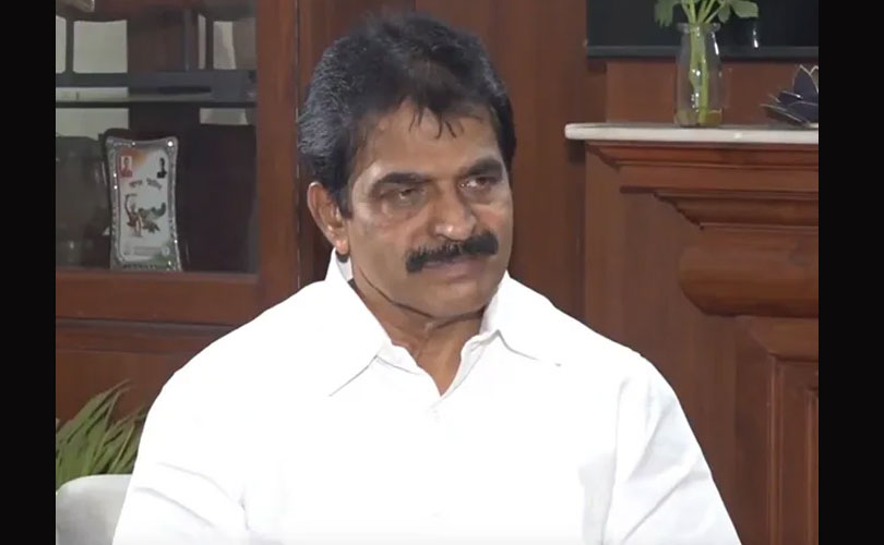 ഇനിയും മതിയായില്ലേ, പിച്ചിച്ചീന്തിയെടുത്തത് മതിയല്ലോ; മാദ്ധ്യമങ്ങൾക്ക് നേരെ രൂക്ഷവിമർശനവുമായി കെ.സി. വേണുഗോപാൽ; പാർട്ടിയിൽ ഭിന്നതയില്ലെന്ന് വിശദീകരണം

