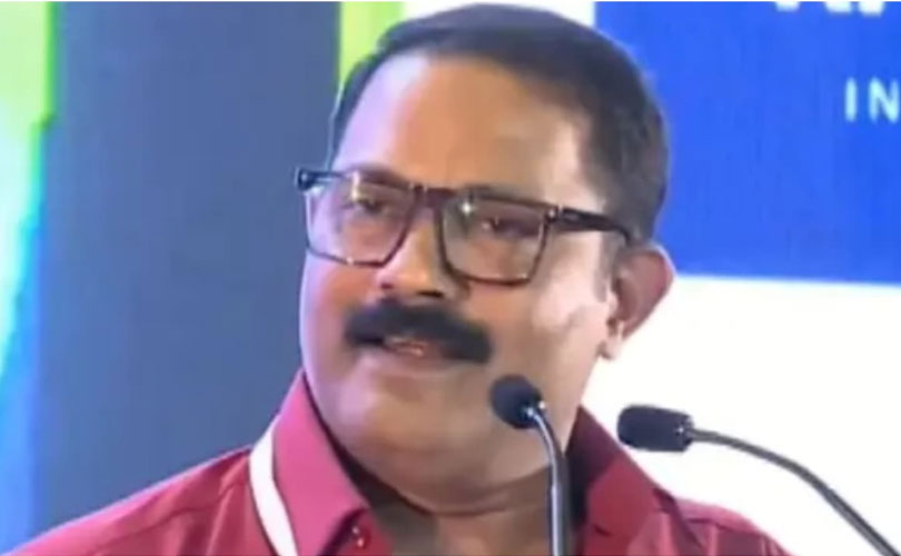 നിരീശ്വരവാദി പേജുകൾ ഏറ്റവും കൂടുതൽ ഫോളോ ചെയ്യുന്നത് മുസ്ലിം പെൺകുട്ടികൾ; മുസ്ലിം പെൺകുട്ടികളിലുണ്ടാകുന്ന മാറ്റങ്ങൾ സമുദായ സംഘടനകൾക്ക് മനസ്സിലാക്കാൻ കഴിയുന്നില്ലെന്ന് മന്ത്രി കെ എം ഷാജി 