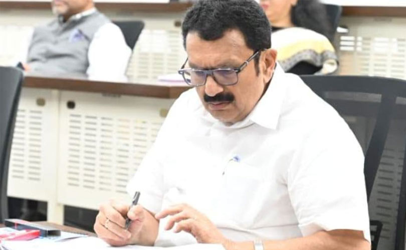 ആരോ​ഗ്യവകുപ്പിൽ നിയമിച്ച ബിജെപി നേതാവിനെ പിരിച്ചുവിടാൻ ആരോഗ്യമന്ത്രിയുടെ നിർദേശം