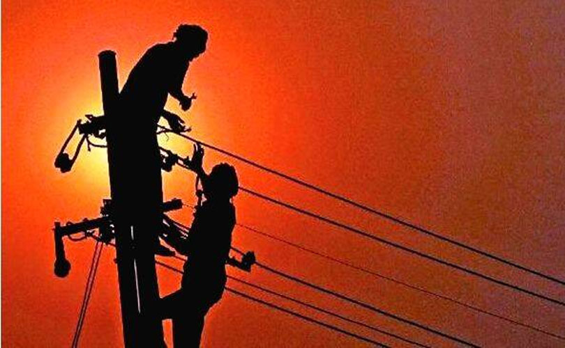 കേരള രാഷ്ട്രീയത്തിലെ ചൂടേറിയ ചർച്ചകൾ: വൈദ്യുതി പ്രതിസന്ധി മുതൽ പി.എസ്.സി വിവാദം വരെ