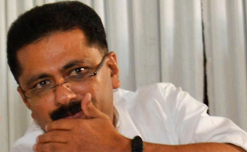 കെ ടി ജലീൽ എംഎൽഎയെ മാസങ്ങളായി മണ്ഡലത്തിൽ കാണാനില്ലെന്ന് പരാതി