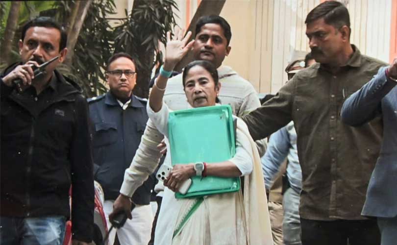 ​ഐ-പാക് റെയ്ഡ്: മമത ബാനർജിക്കെതിരായ ഇ.ഡിയുടെ ഹർജി കൽക്കട്ട ഹൈക്കോടതി മാറ്റിവെച്ചു