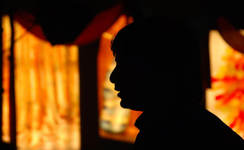 പ്രണയത്തിൽ നിന്നും പിന്മാറിയതിന്റെ പേരിൽ മൂന്നു കുട്ടികളുടെ അമ്മയെ ബലാത്സം​ഗം ചെയ്ത് കൊലപ്പടുത്തിയ കാമുകൻ അറസ്റ്റിൽ 