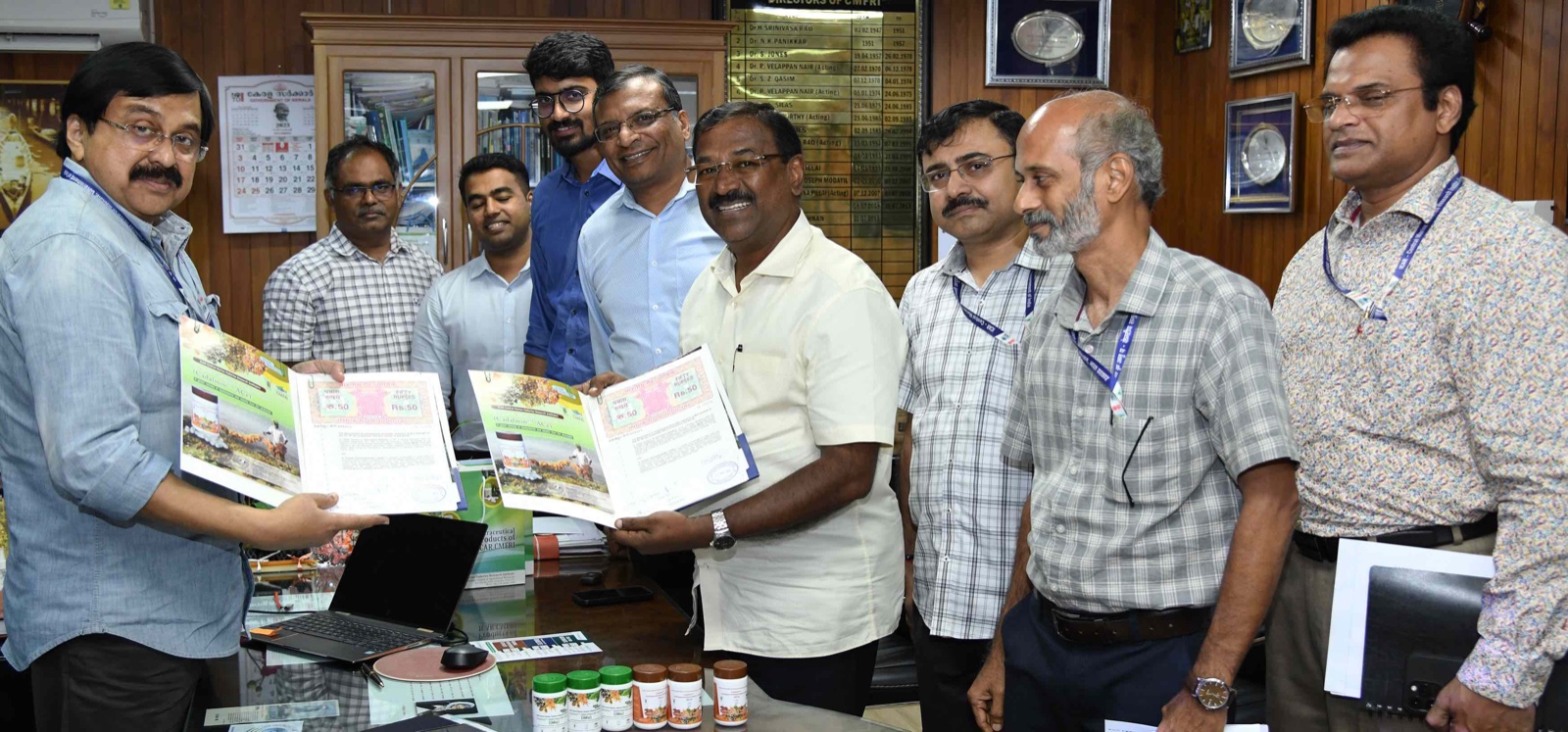 സിഎംഎഫ്ആർഐയുടെ രണ്ട് കടൽപായൽ ഉൽപന്നങ്ങൾ വിപണിയിലേക്ക് 