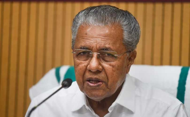 ധർമ്മടത്ത് 67 ബൂത്തില്‍ പിണറായി വിജയൻ പിന്നില്‍ 
