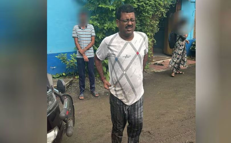   റെയ്ഡിനിടെ രക്ഷപെടാൻ ശ്രമിച്ച എംഎൽഎയെ ഓടിച്ചിട്ട് പിടിച്ച് ഇ.ഡി