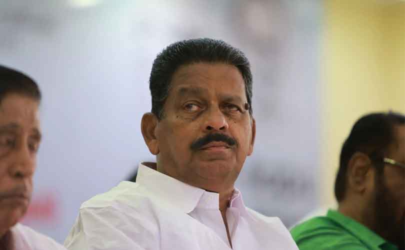രാജി ഭീഷണിക്കുപിന്നിൽ സ്ഥാനാർത്ഥി മോഹം; തോറ്റാൽ പഴി കേൾക്കുമോ എന്ന ഭയവും ശക്തന്!