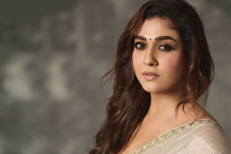 നയൻതാരയുടെ കൈവശം ഇപ്പോൾ 9 ചിത്രങ്ങൾ...