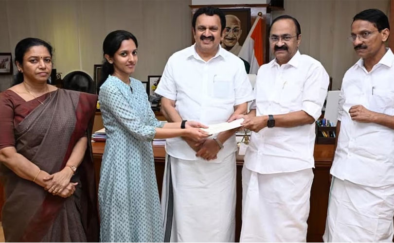 നവീൻ ബാബുവിന്റെ മകൾക്ക് സർക്കാർ ജോലി; നിയമന ഉത്തരവ് കൈമാറി