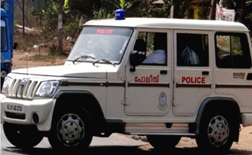 മലപ്പുറത്ത് യുവതിയെ പല സ്ഥലങ്ങളിൽ കൊണ്ടുപോയി ബലാത്സംഗം ചെയ്തെന്ന പരാതിയിൽ എട്ടുപേർക്കെതിരെ കേസെടുത്തു 