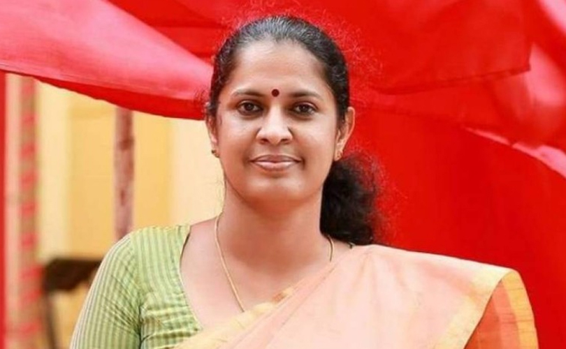 ഭർത്താവിന്റെയും ബിനാമികളുടെയും പേരിൽ പി പി ദിവ്യ സ്ഥലങ്ങൾ വാങ്ങിക്കൂട്ടിയെന്ന് കെ എസ് യു