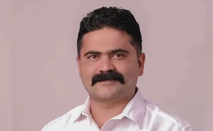 ജോലി വാഗ്ദാനം ചെയ്ത് യുവതിയെ പീഡിപ്പിച്ചു, ഗർഭഛിദ്രത്തിനു നിർബന്ധിച്ചു; കോൺ​ഗ്രസ് നേതാവിനെ പാർട്ടിയിൽ നിന്നും പുറത്താക്കി 