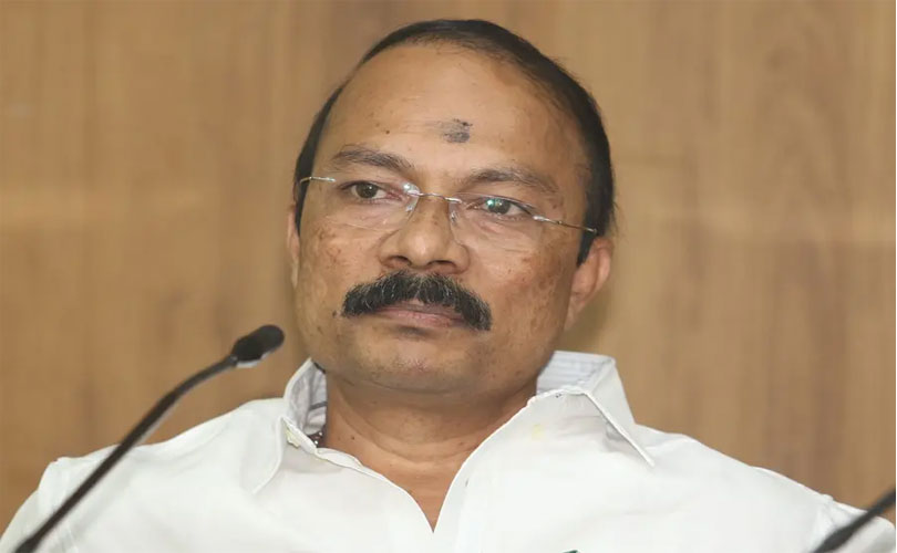 ശബരിമല സ്വർണക്കൊള്ള കേസ്: ദേവസ്വം ബോർഡ് മുൻ പ്രസിഡന്റ് പി.എസ് പ്രശാന്ത് എസ്‌ഐടി കസ്റ്റഡിയിൽ
