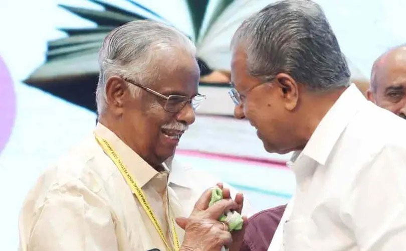 നിലപാടുകളിലെ പത്മനാഭൻ കഥ: കോൺഗ്രസ് വേദികളിലെ ഗാന്ധിയനും ധർമ്മടത്തെ പിണറായി ഭക്തനും