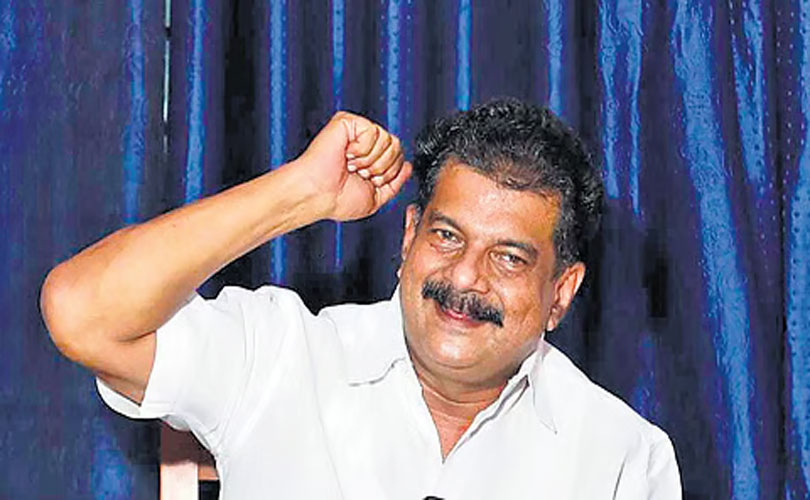 ബേപ്പൂർ തോൽവി: കോൺഗ്രസ് നേതൃത്വത്തിനെതിരെ പി.വി. അൻവർ; ‘ചേർത്തുപിടിക്കേണ്ടവരാൽ ചതിക്കപ്പെട്ടു’