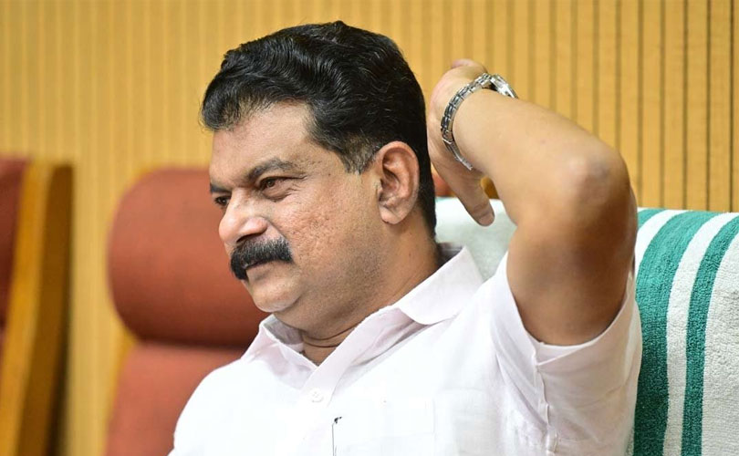 ​ബേപ്പൂരിൽ അൻവർ തരംഗം ലക്ഷ്യമിട്ട് യുഡിഎഫ്; മന്ത്രി റിയാസിനെതിരെ പി.വി. അൻവർ പോരാട്ടത്തിന്!