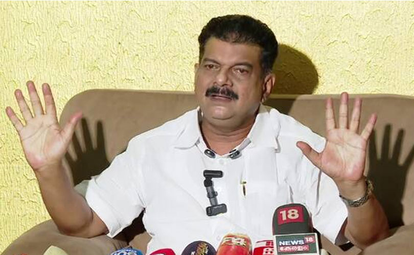തന്നെ വസ്ത്രാക്ഷേപം നടത്തി തെരുവിലേക്ക് ദയാവധത്തിന് വിട്ടുകൊടുത്തു; കോൺ​ഗ്രസിനെതിരെ ആഞ്ഞടിച്ച് പി വി അൻവർ 