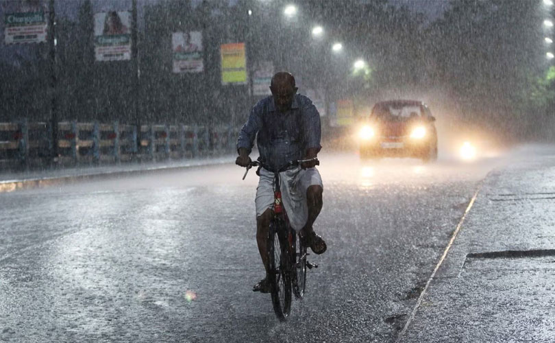 കേരളത്തിൽ ഇന്നും ശക്തമായ മഴ; ജാ​ഗ്രതാ നിർദ്ദേശങ്ങൾ ഇങ്ങനെ..