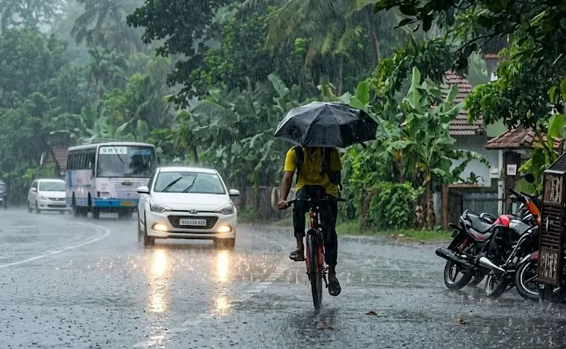 സംസ്ഥാനത്ത് മഴ കനക്കുന്നു; എട്ട് ജില്ലകളിൽ ഓറഞ്ച് അലർട്ട്, പകർച്ചവ്യാധി വ്യാപനത്തിലും ആശങ്ക