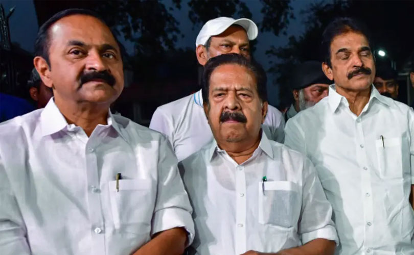 രമേശ് ചെന്നിത്തല കടുത്ത അതൃപ്തിയിൽ; പാർലമെന്ററി പാർട്ടി യോ​ഗത്തിൽ പങ്കെടുത്തേക്കില്ല 