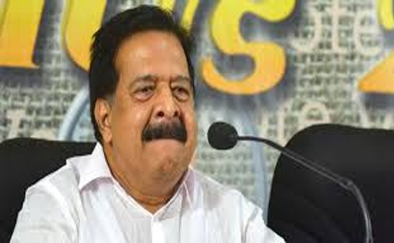    പാതിവില തട്ടിപ്പ് കേസിൽ രമേശ് ചെന്നിത്തല പ്രതികരിക്കാത്തതിന് പിന്നിലെ ര​ഹസ്യമെന്ത്?