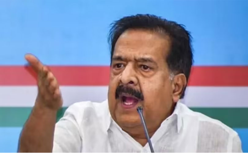 മുഖ്യമന്ത്രി കസേരയിലുള്ള മോ​ഹം ഉപേക്ഷിക്കാതെ ചെന്നിത്തല; ഇന്ന് ഡൽഹിയിലെത്തി നേതാക്കളെ കാണും 