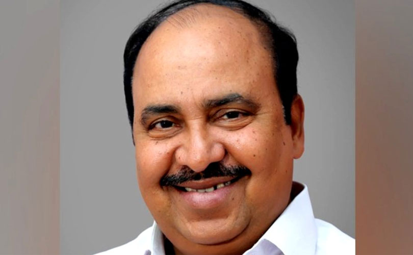 കശുഅണ്ടി ഇറക്കുമതി അഴിമതി: ആർ. ചന്ദ്രശേഖരനെയും കെ.എ. രതീഷിനെയും വിചാരണ ചെയ്യാൻ സർക്കാർ അനുമതി; ഹൈക്കോടതിയെ അറിയിച്ചു