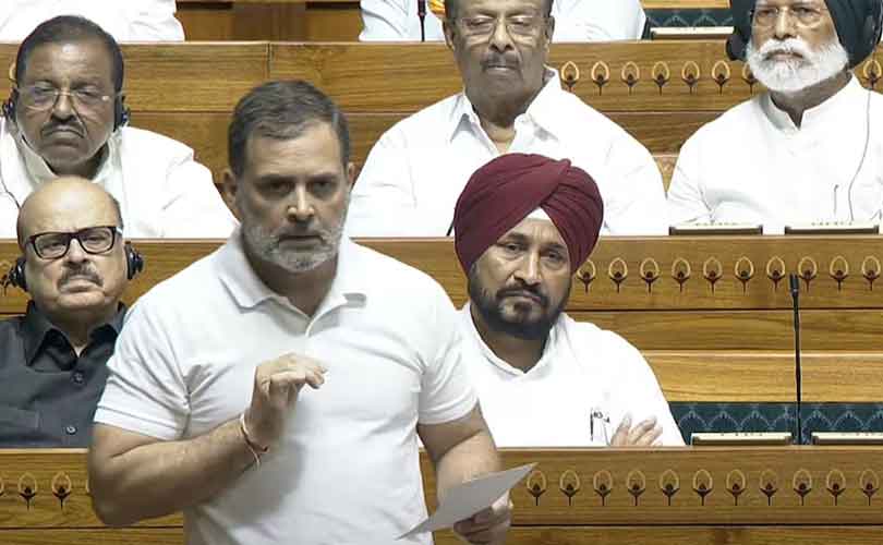  രാജ്യത്തെ പൊതുമേഖലാ ബാങ്കുകളുടെ ലയനം ഇപ്പോൾ പരി​ഗണനയിലില്ലെന്ന് കേന്ദ്രം