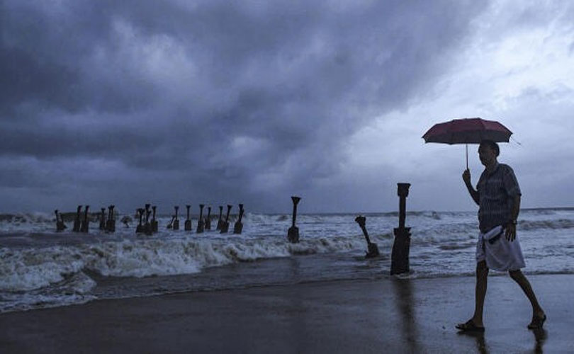 ശക്തമായ മഴ; 12 ജില്ലകളിൽ ഇന്ന് അവധി 