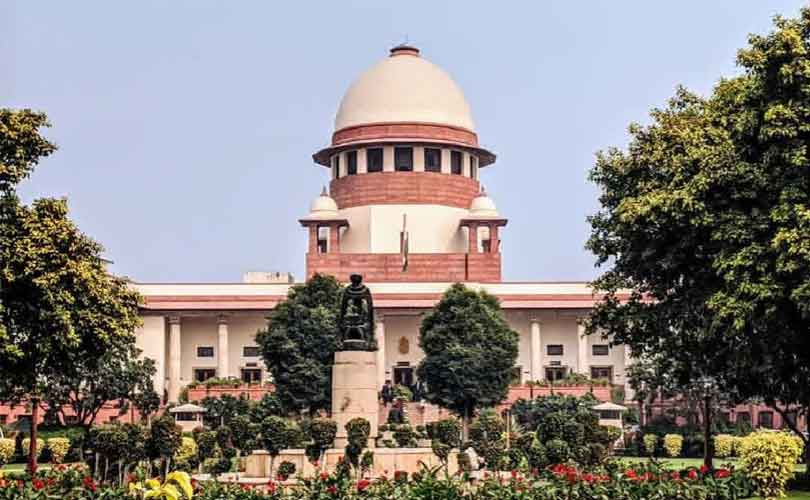 ലാഭം ലക്ഷ്യമിട്ട് സോഫ്റ്റ്‌വെയർ വാങ്ങുന്ന കമ്പനികൾ ഉപഭോക്താക്കൾ അല്ല സുപ്രീം കോടതി