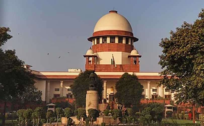 സ്വത്ത് കൈമാറ്റം ചെയ്താലും വിൽപനക്കാരൻ വിചാരണയിൽ തുടരണം: സുപ്രീം കോടതി