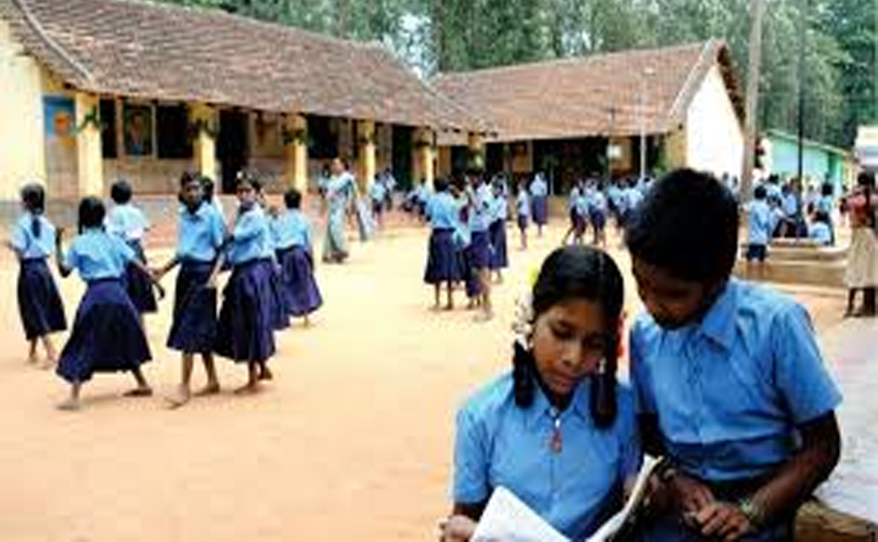 പാഠം മാത്രം പോര വിശ്രമവും വേണം: ബാലാവകാശ കമ്മിഷന്റെ മുന്നറിയിപ്പിന്റെ പശ്ചാത്തലത്തിൽ സ്‌കൂൾ വാർഷികങ്ങളിൽ പുതിയ സമീപനത്തിന് സമയം വന്നിരിക്കുന്നു.