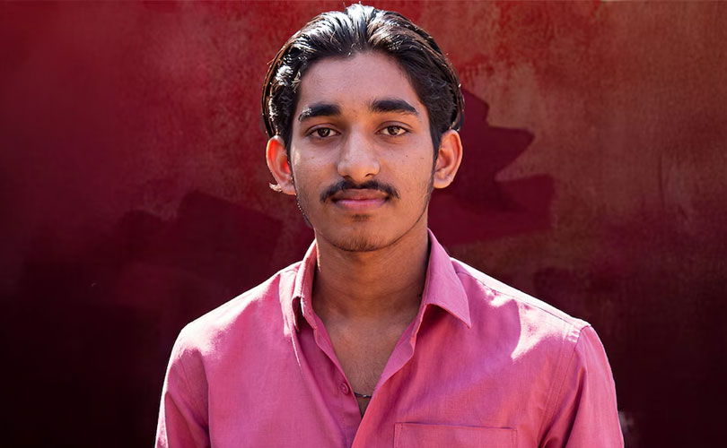 യുവതിയുടെ കുളിമുറി ദൃശ്യങ്ങൾ പകർത്തി എസ്എഫ്ഐ നേതാവ്; നിസാര വകുപ്പുകൾ ചുമത്തി പൊലീസ് 