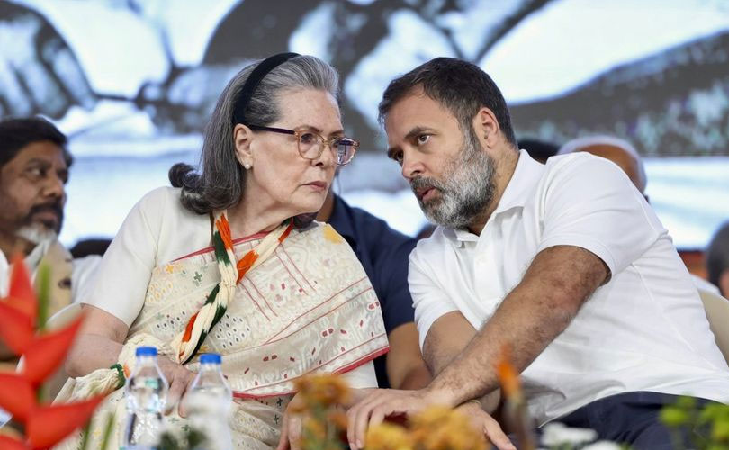 വോട്ട് ചോരി ബൂമറാങ് ആകുന്നോ? സോണിയ ​ഗാന്ധിക്ക് ഇന്ത്യൻ പൗരത്വം ലഭിക്കും മുന്നേ ഇന്ത്യയിൽ വോട്ടവകാശം 