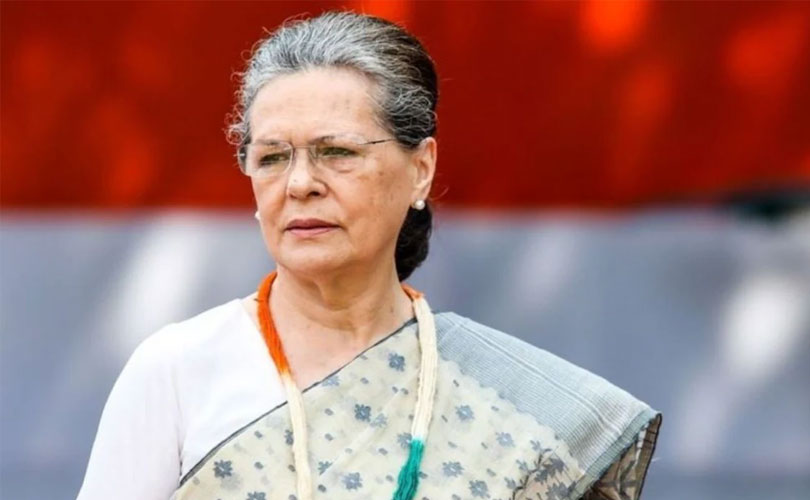 സോണിയ ഗാന്ധിയെ ആശുപത്രിയിൽ പ്രവേശിപ്പിച്ചു