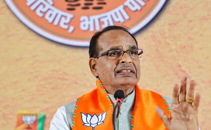 ഭരണഘടനയിലെ സോഷ്യലിസത്തേയും മതേതരത്വത്തെയും തള്ളി കേന്ദ്രമന്ത്രിയും 