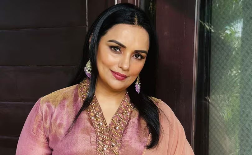 നടി ശ്വേതാ മേനോനെതിരേ അ‌നാശാസ്യ നിരോധന നിയമപ്രകാരവും ഐടി ആക്ട് പ്രകാരവും കേസ്