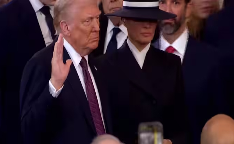 അമേരിക്കയിൽ അധികാരമേറ്റതിന് പിന്നാലെ തന്റെ നിലപാടുകൾ നടപ്പാക്കുമെന്ന പ്രഖ്യാപനവുമായി ഡൊണാൾഡ് ട്രംപ് 