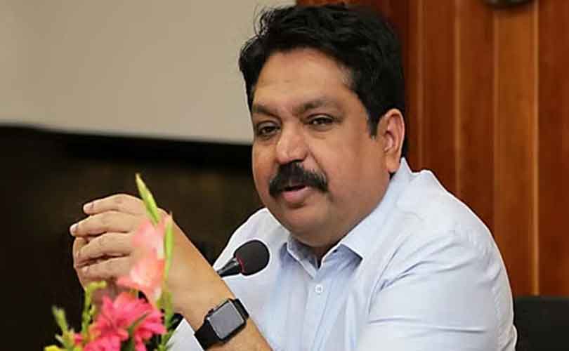 ജോലിയിൽ തിരികെ പ്രവേശിക്കാൻ വിദേശയാത്ര: ടോമിൻ തച്ചങ്കരിയുടെ അപേക്ഷയിൽ സർക്കാരിന്റെ നിലപാട് തേടി ഹൈക്കോടതി