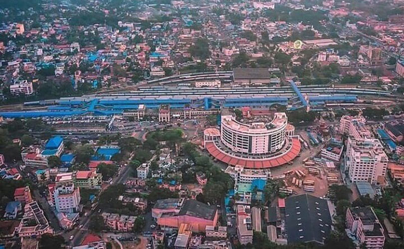 വരുമാനത്തിൽ മെട്രോ സിറ്റികളെ മറികടന്ന് തിരുവനന്തപുരം; അതിസമ്പന്നരുടെ വളർച്ചയിൽ കണ്ണൂരിന്റെ മുന്നേറ്റം