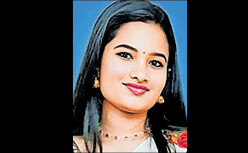  കാറിടിച്ച് 15 മാസമായി അബോധാവസ്ഥയിൽ കഴിഞ്ഞ നിയമ വിദ്യാർത്ഥിനി മരിച്ചു